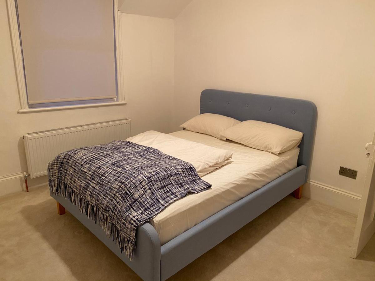 Westgate Two-Bedroom Homestay Suite ภายนอก รูปภาพ